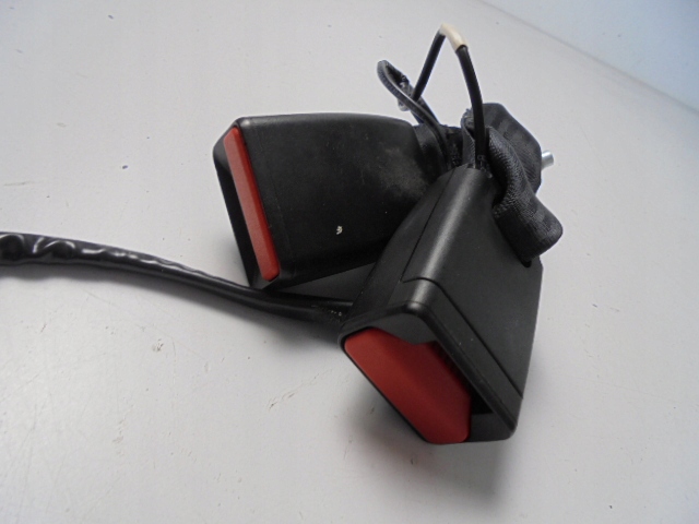 фото №3, Замки ремней задняя nissan micra k14 19 rok