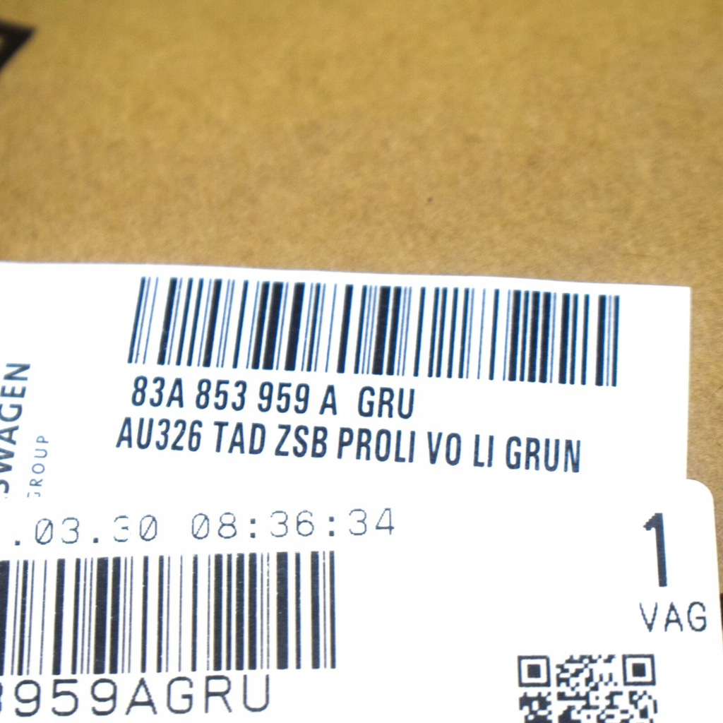 фото №10, Audi q3 f3 передняя часть left door lower молдинг primed 83a853959agru