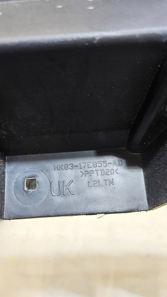 фото №6, Напрямна кронштейн бампера задня задній jaguar f-pace hk83-17e855-ad