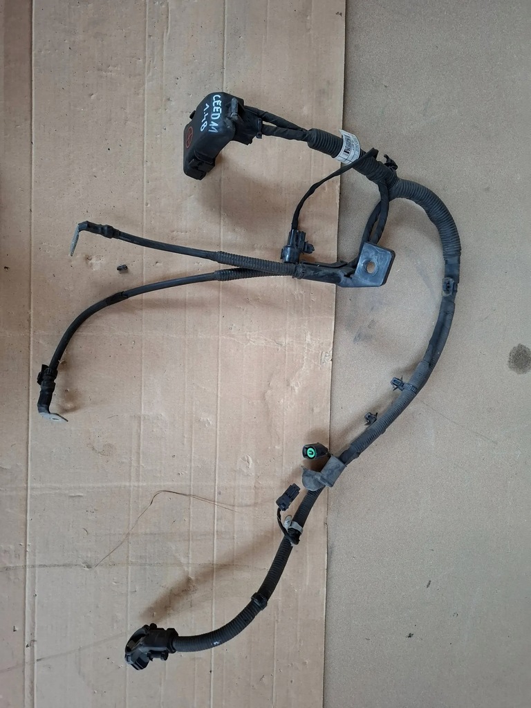 фото №1, Kia ceed i клемма plus 37290-07200 , 91857-1h010