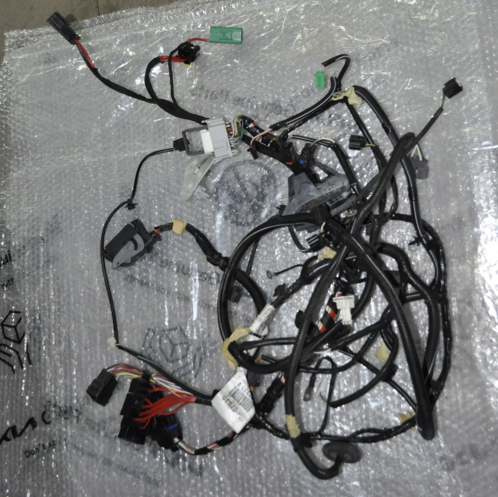 фото №1, Clio iv жгут трубопровод электропроводка 403880799r