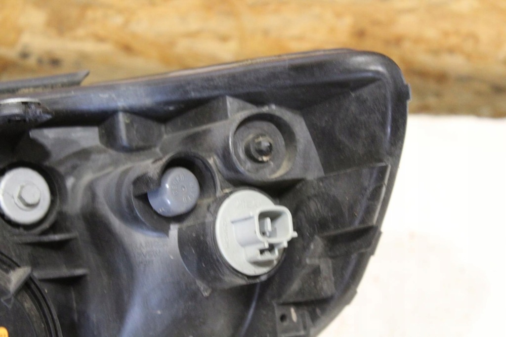 фото №14, Лампа передняя правая subaru forester ii sg lift ксенон eu