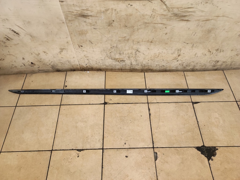 фото №8, Молдинг порог правая audi a1 ii 82a s line