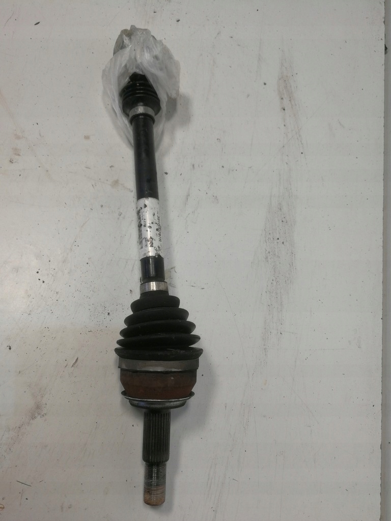 Купити Привідний вал права renault kadjar 1.5dci edc 15- автоматична коробка передач 391000797r