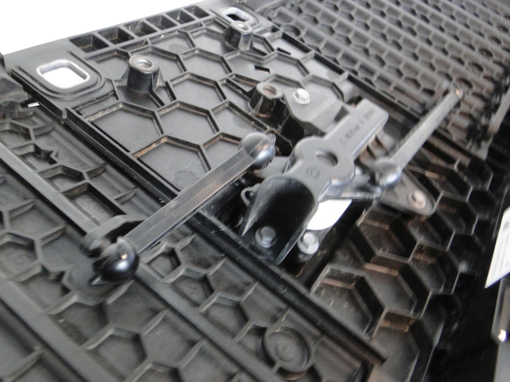 фото №10, Mercedes c 206 w206 шторка воздуховод жалюзи