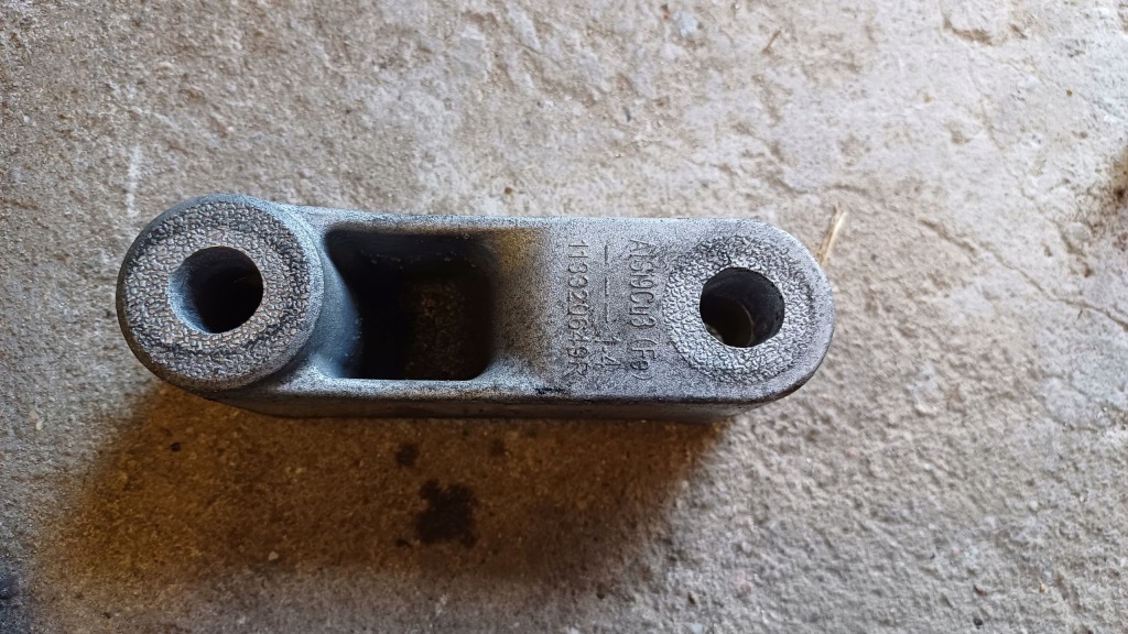 фото №1, Renault arkana 1.3 tce кронштейн кронштейн 113320649r