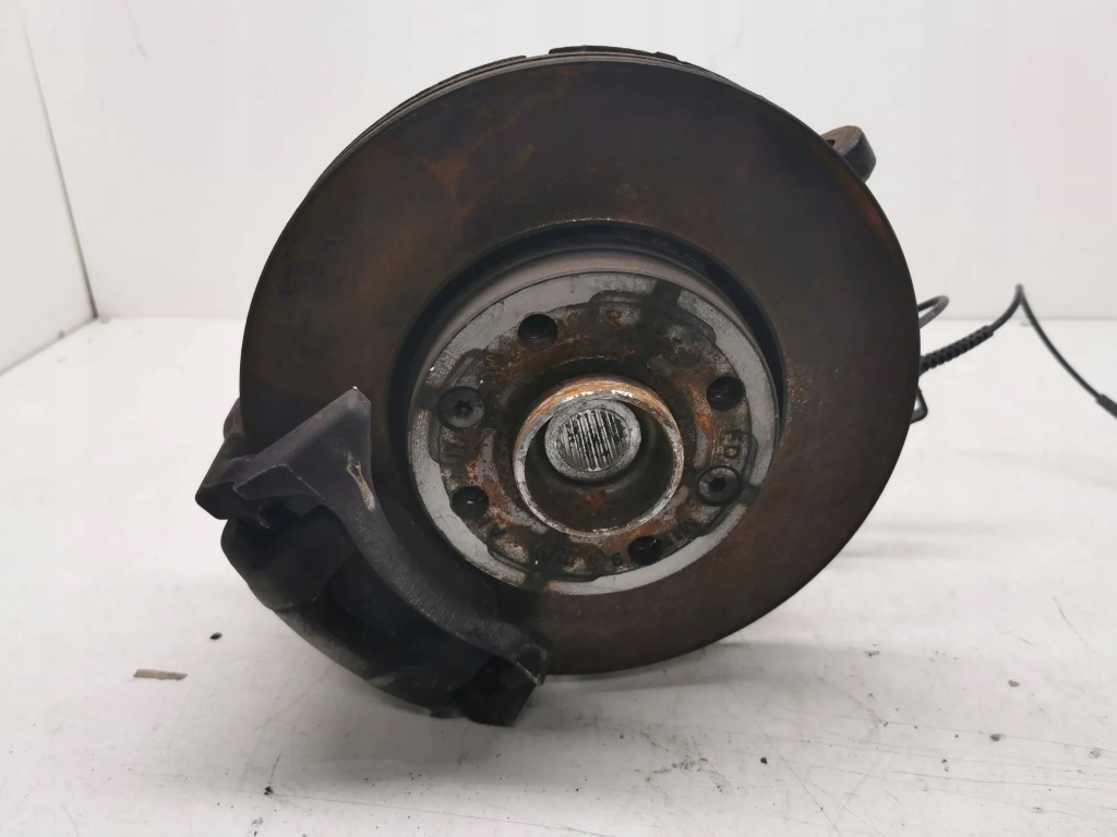 фото №1, Ступица поворотный кулак суппорт правый перед с abs renault clio v 2020 all/w/d