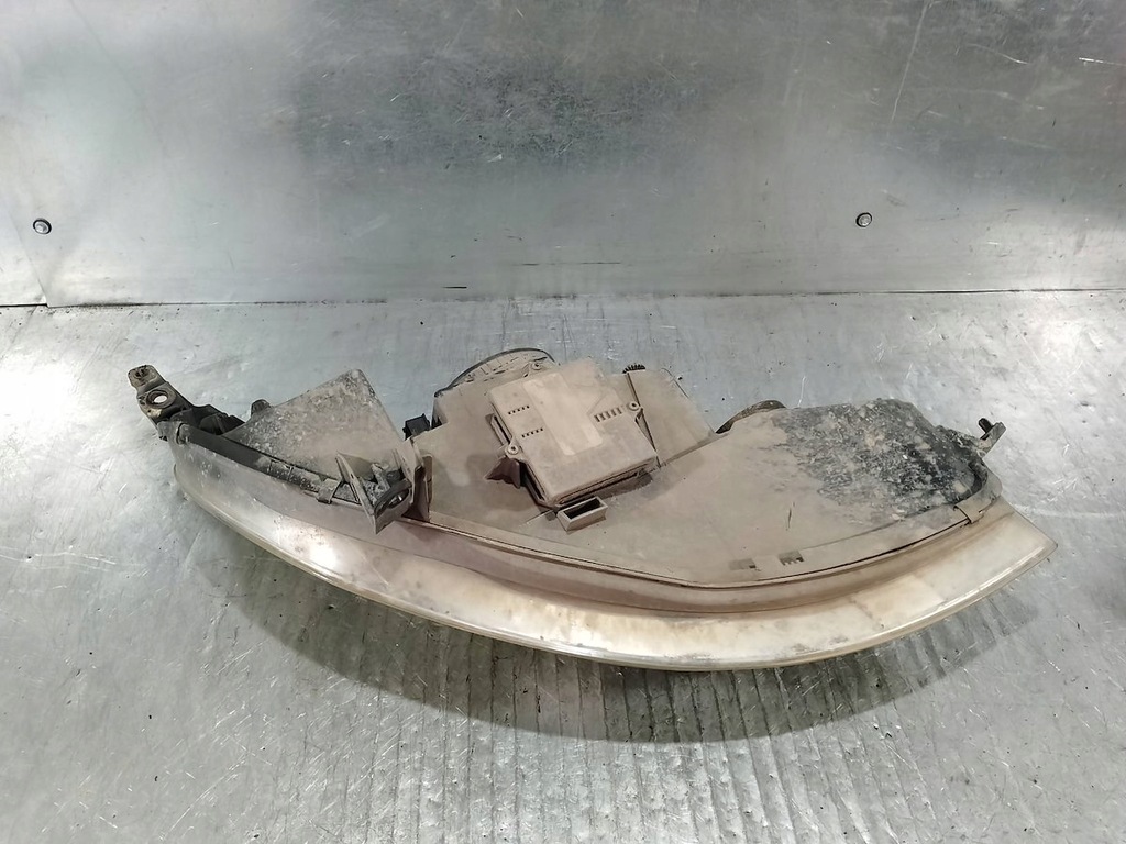 фото №9, Лампа перед левая ксенон peugeot 407 sw 9641944280 0301213271