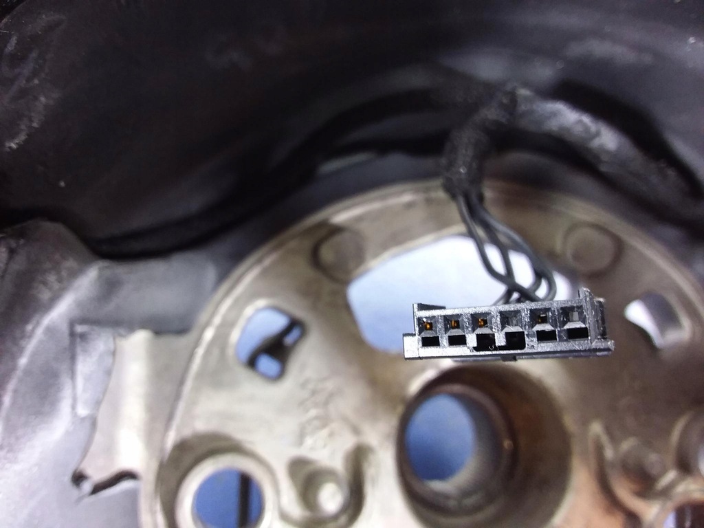 фото №7, Bmw x1 e84 воздуховод кожаный 1645/2