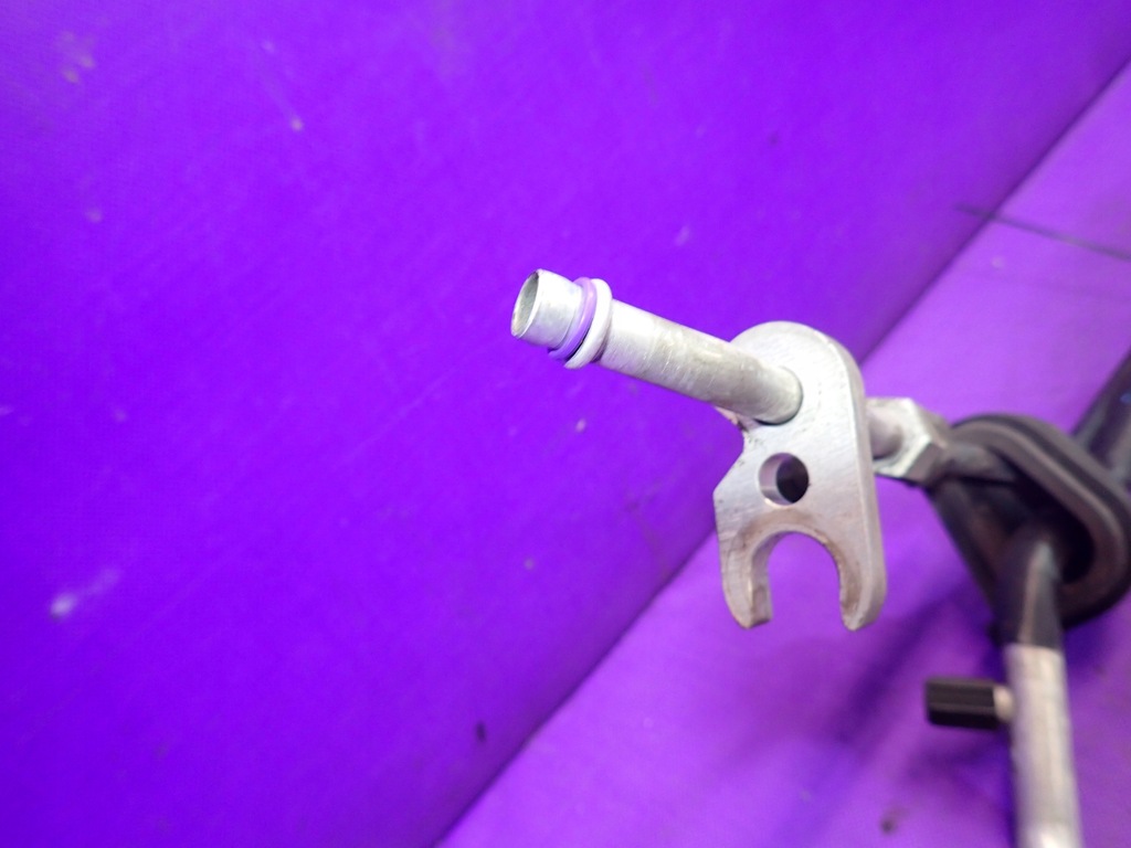 фото №5, Skoda superb i 1,8 awt шланг wąż кондиционера