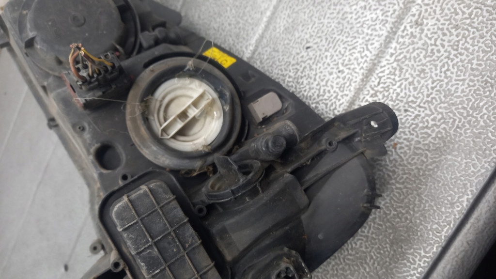 фото №8, Фара правый opel corsa c 00r 1.2b 3d