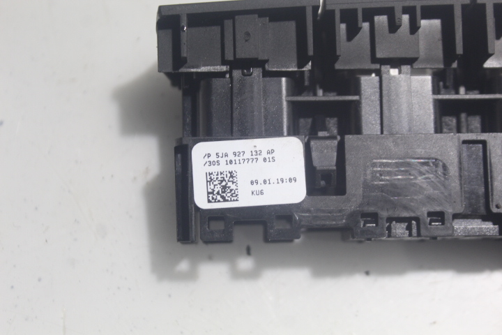 фото №4, Панель переключателей skoda rapid ii lift