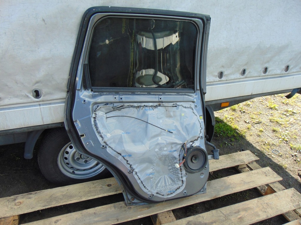 фото №10, Дверь левый задняя peugeot 4007 a39