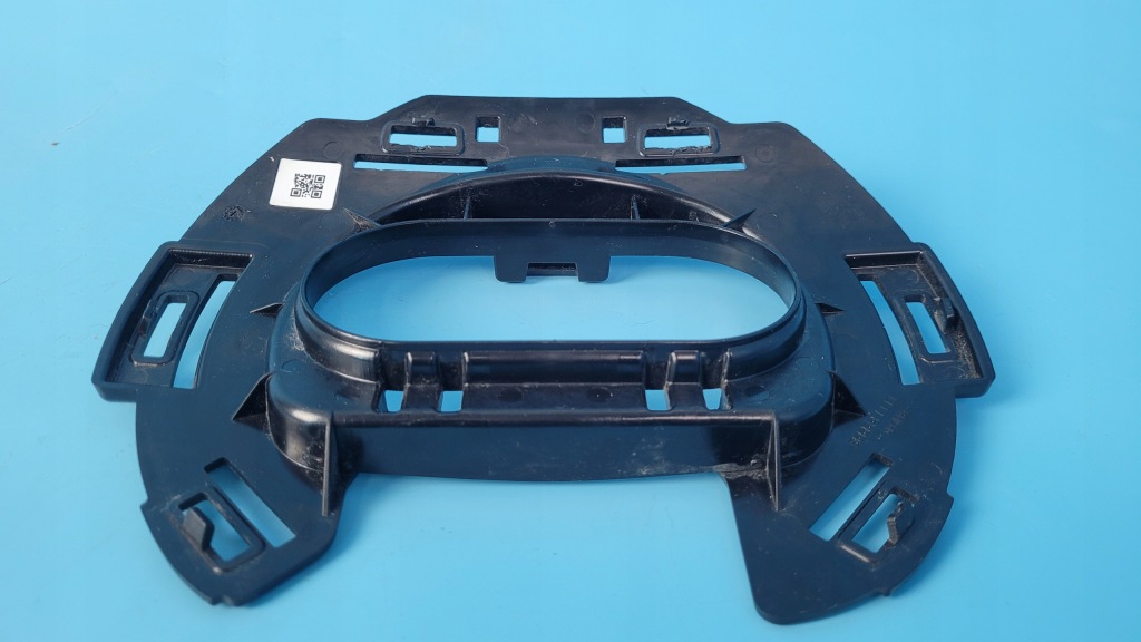 фото №7, Mercedes eqe 350+ 23r кронштейн решётка бампера a2978887300