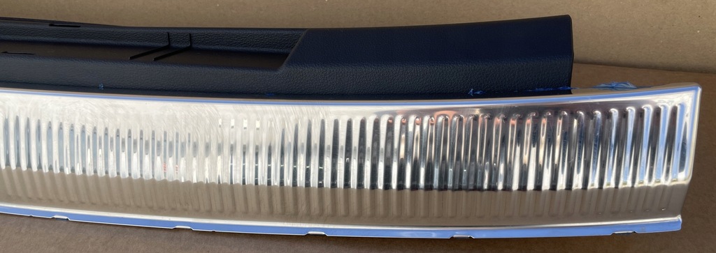 фото №4, Защита багажника audi q7 lift 4m0864483 ideał оригинал