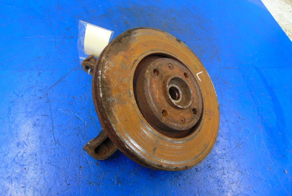 фото №1, Peugeot partner ii 1.6hdi поворотный кулак левый перед