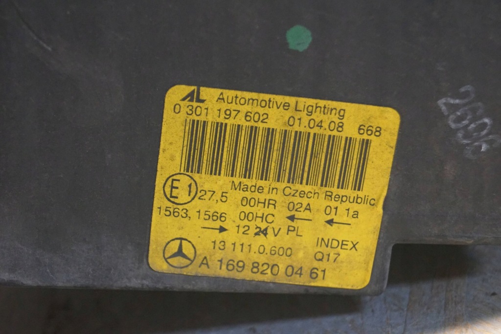 Mercedes w169 фара правый  перед s2341 uk Киев