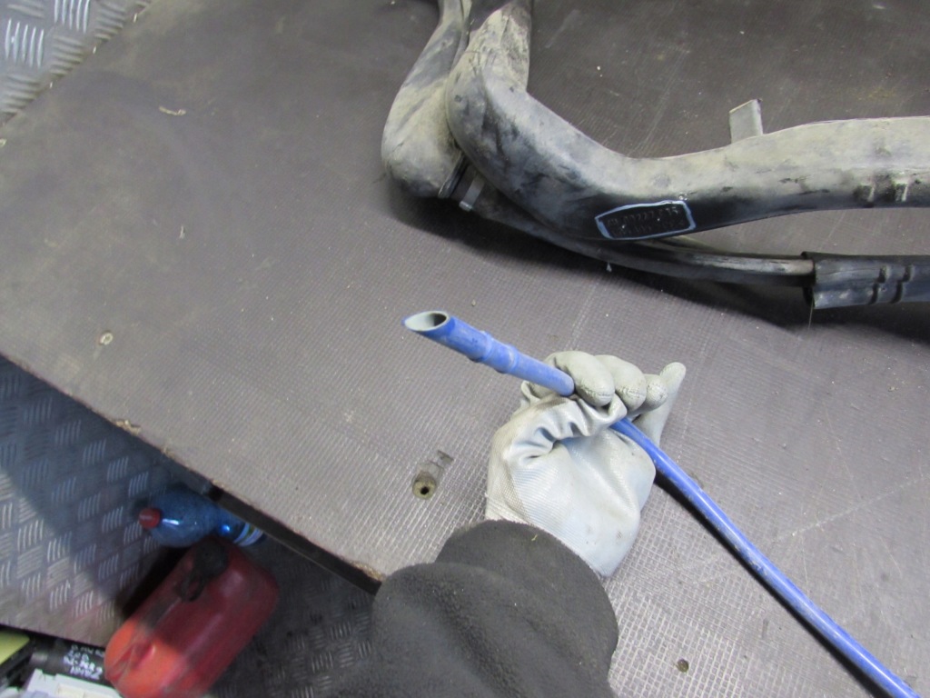 Труба заливної пального opel astra ii 98-09r 09227615 Ціна