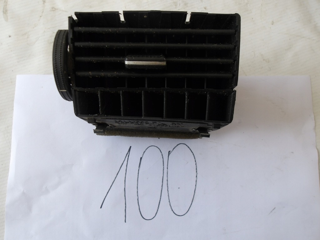 фото №1, Решітка обдув права перед передня 13144399 opel zafira b