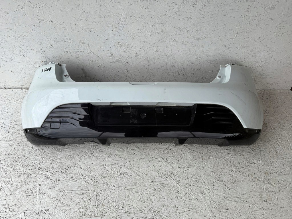 Бампер задній задній renault clio 4 iv hb 12-16 Оригінал