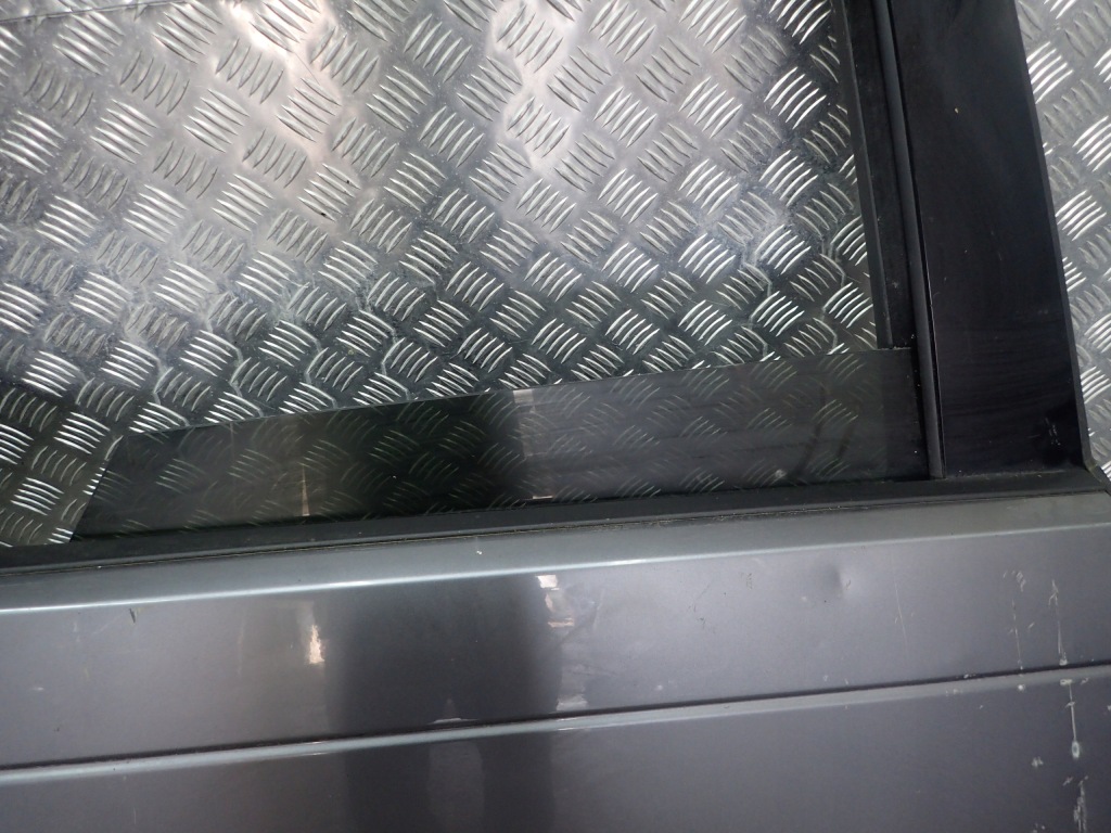 фото №7, Land rover discovery v l462 дверь задняя задние правое полный стекло n132