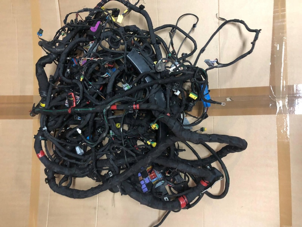 фото №1, Ferrari california f149 джгут електропроводка