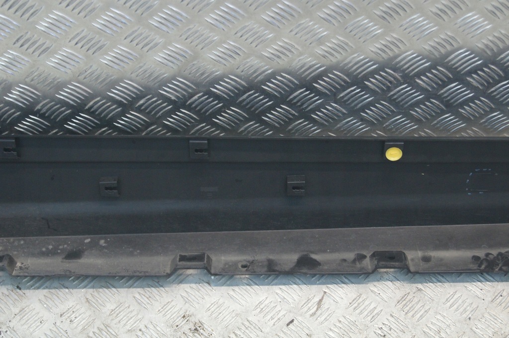 фото №10, Maserati levante молдинг порог правая