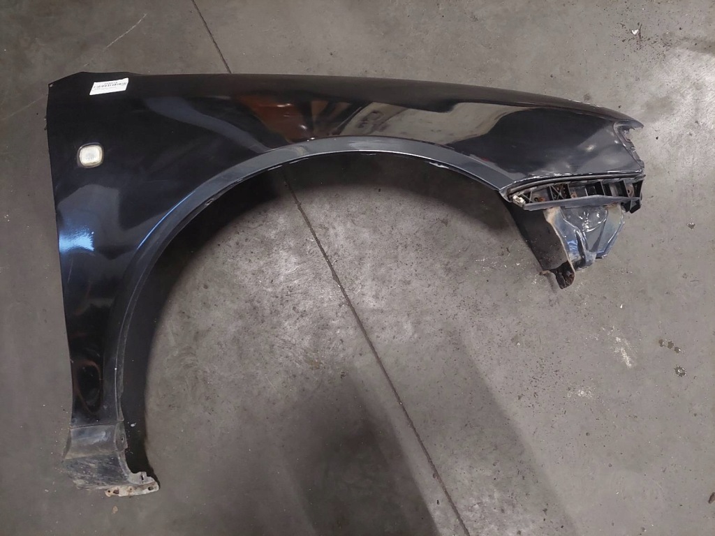фото №1, Крыло правый перед audi a3 8l lz9u