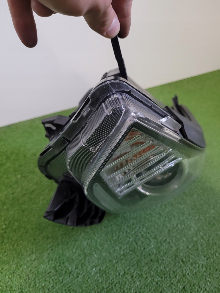 фото №12, Kia niro ксенон ксеноны лампа правая левая фара правый левый комплект europa