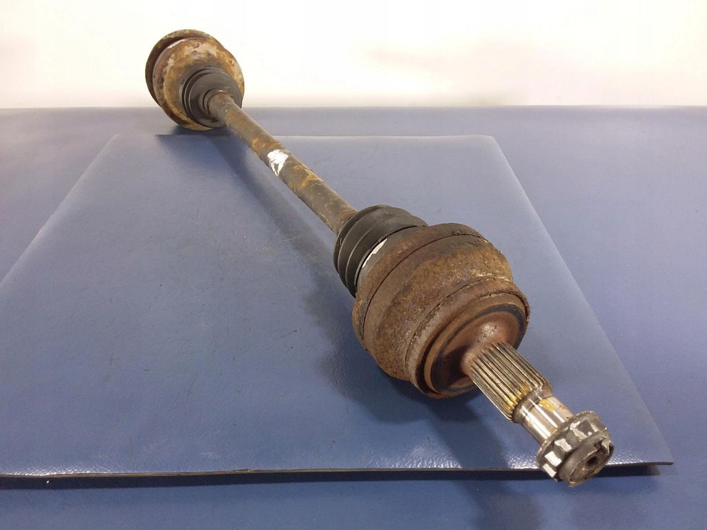 фото №3, Mercedes cls c219 3.0 cdi приводной вал правая задняя