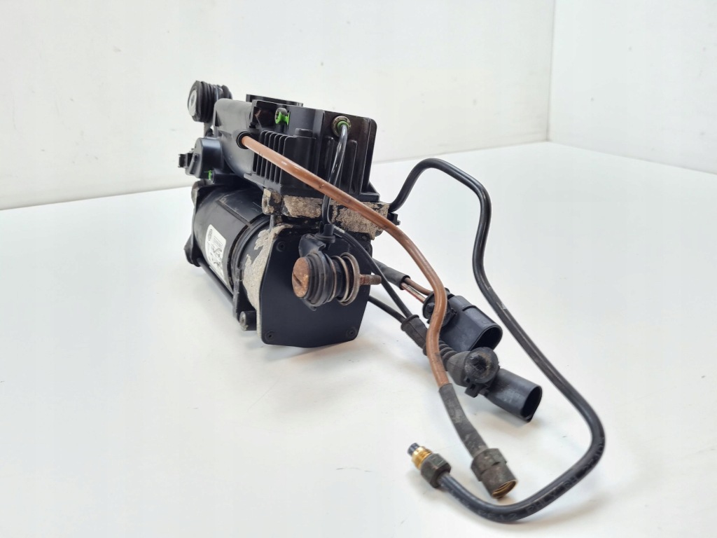 Компресор підвіска пневматичний заднього 7l0616006e Недорого