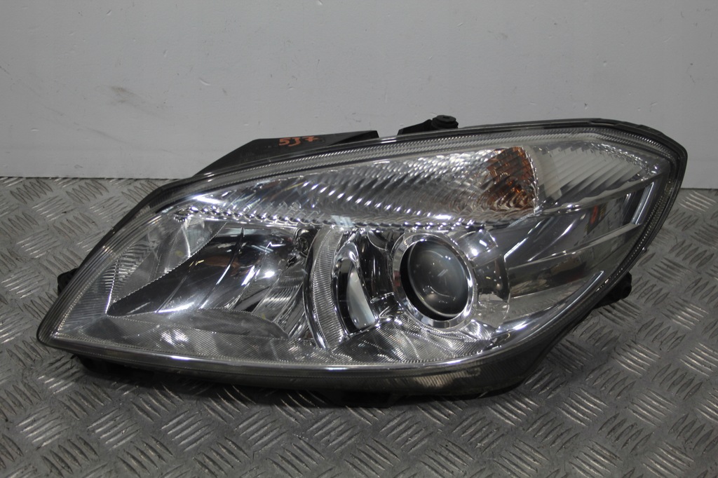 фото №1, Лампа левый перед skoda roomster lift 5j7