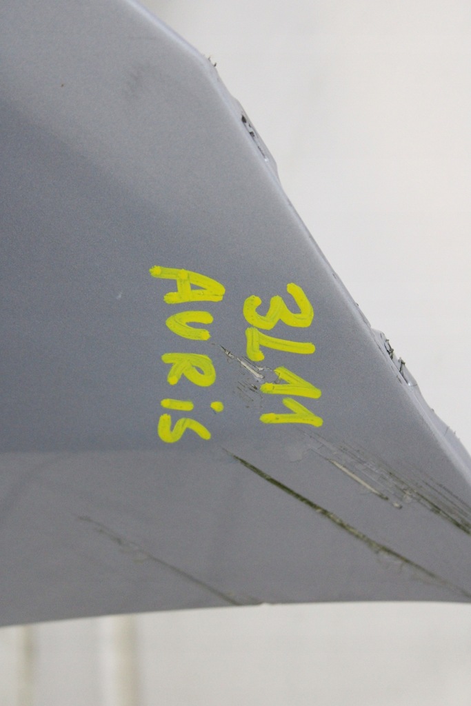 фото №16, Toyota auris i 2006r- бампер перед передній 8s1 - код лакофарбового покриття