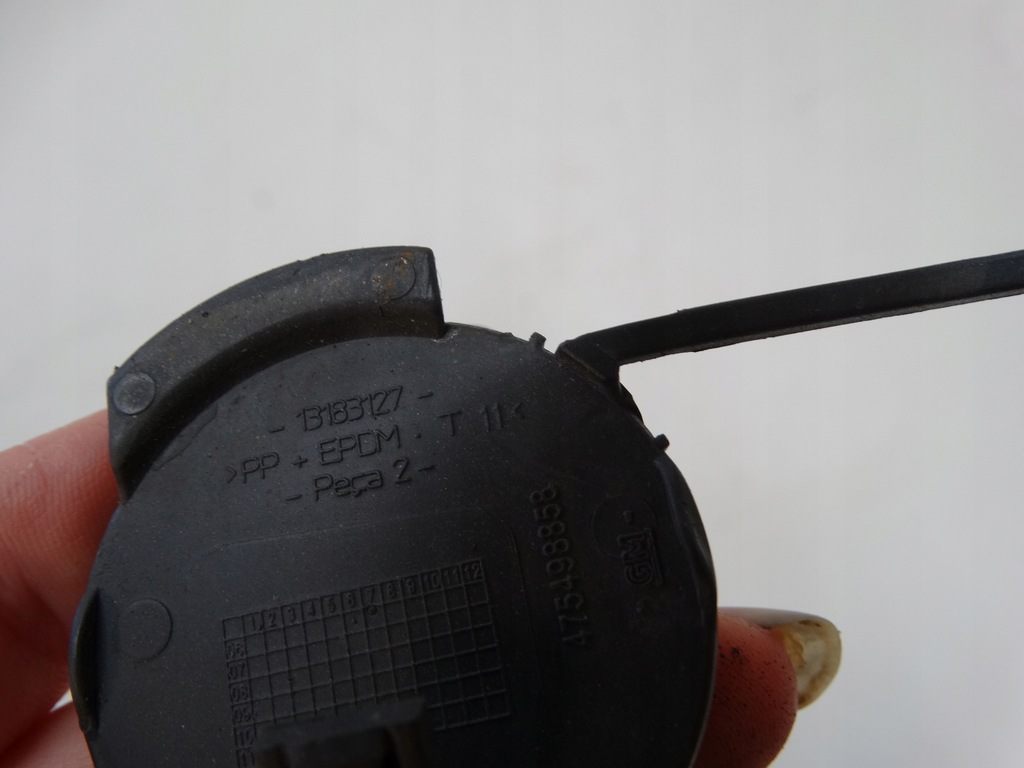 фото №7, Opel оригінальний номер 13183127 заглушка фаркоп