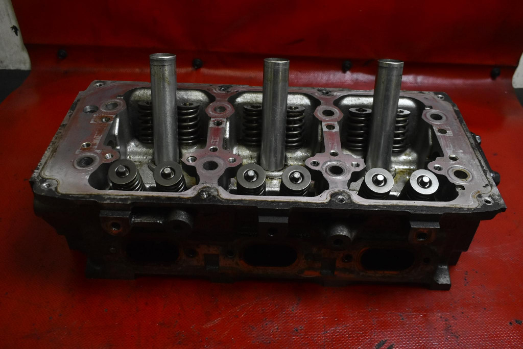 фото №6, Головка двигателя 4792728aa chrysler town and country 5 v 4.0 v6 254 km 07-16