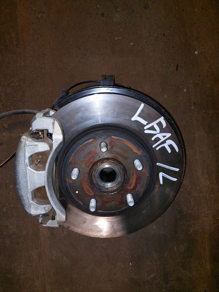 фото №1, Nissan leaf поворотный кулак левая 2016