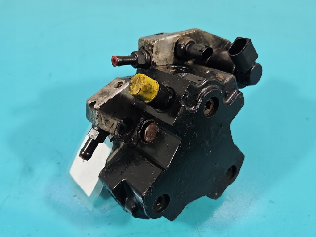 Купить Насос впрыскная mercedes w221 3.0 cdi