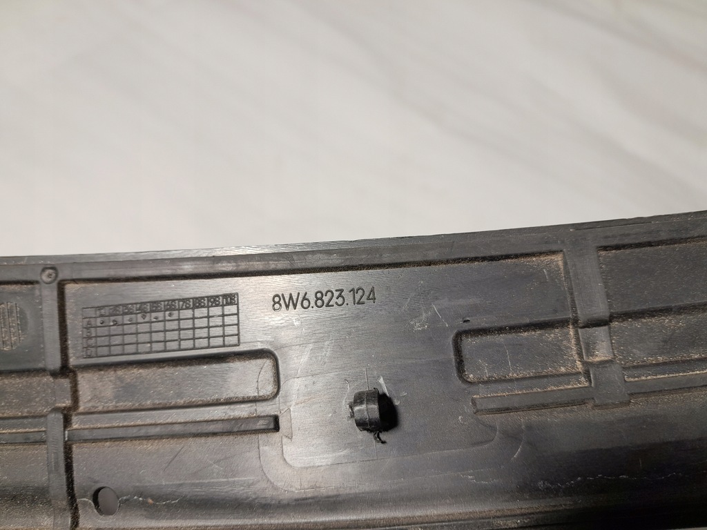 фото №7, Audi a5 f5 прокладка капот 8w6823124