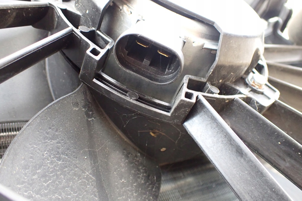 Радіатор кондиціонера конденсатор вентилятор dacia duster 1 1.5dci 691274 Ціна