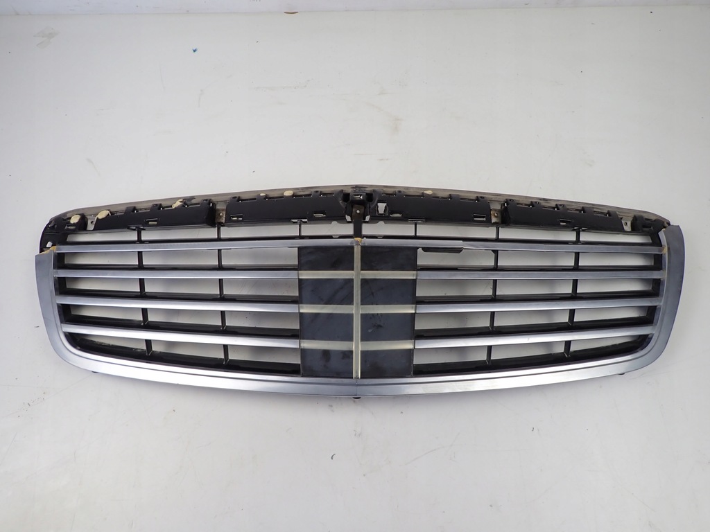 фото №1, Решётка радиатора решётка радиатора pod distronic mercedes s500 w221