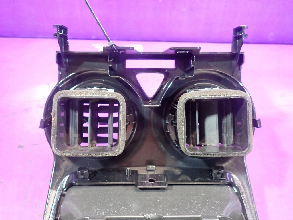 Opel corsa d рамка средняя панель дисплея решётки обдув 13295003 в Украине