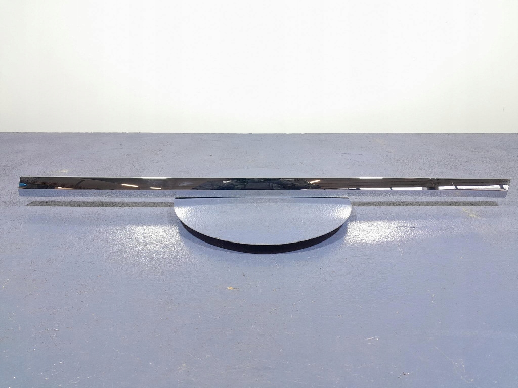 фото №1, Bmw x7 g07 молдинг дверь перед передняя правая 7428688
