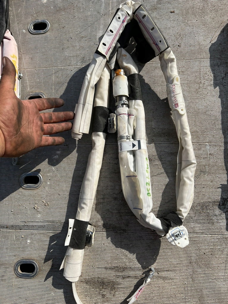 фото №1, Citroen ds7 шторка безопасности левая