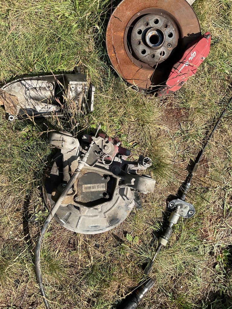 фото №4, Поворотный кулак задняя правая левая суппорт alfa romeo 159 2.4 jtd