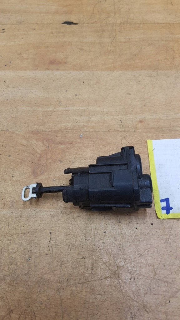 Купить Клапан отопителя saab 900