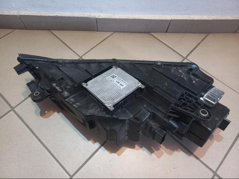 Skoda оригинальный номер 5e1941015f фара передняя l Оригинал