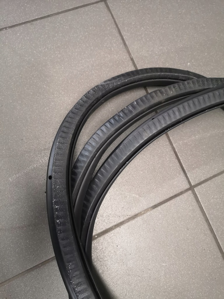 фото №9, Прокладка двері лівий задня audi a8 d3 long