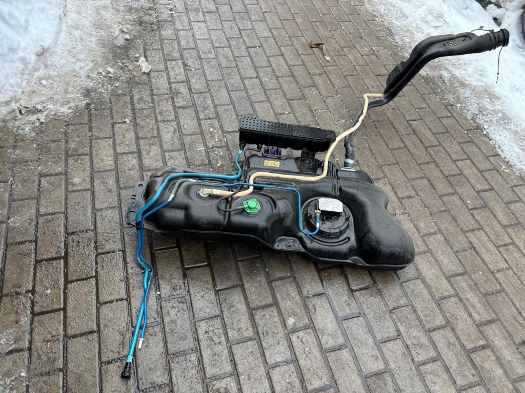 фото №1, Peugeot 2008 ii бак топлива 1.2 thp