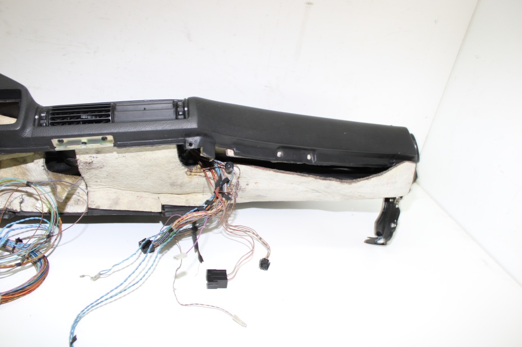 Bmw e34 приборная панель приборная европа с Разборки