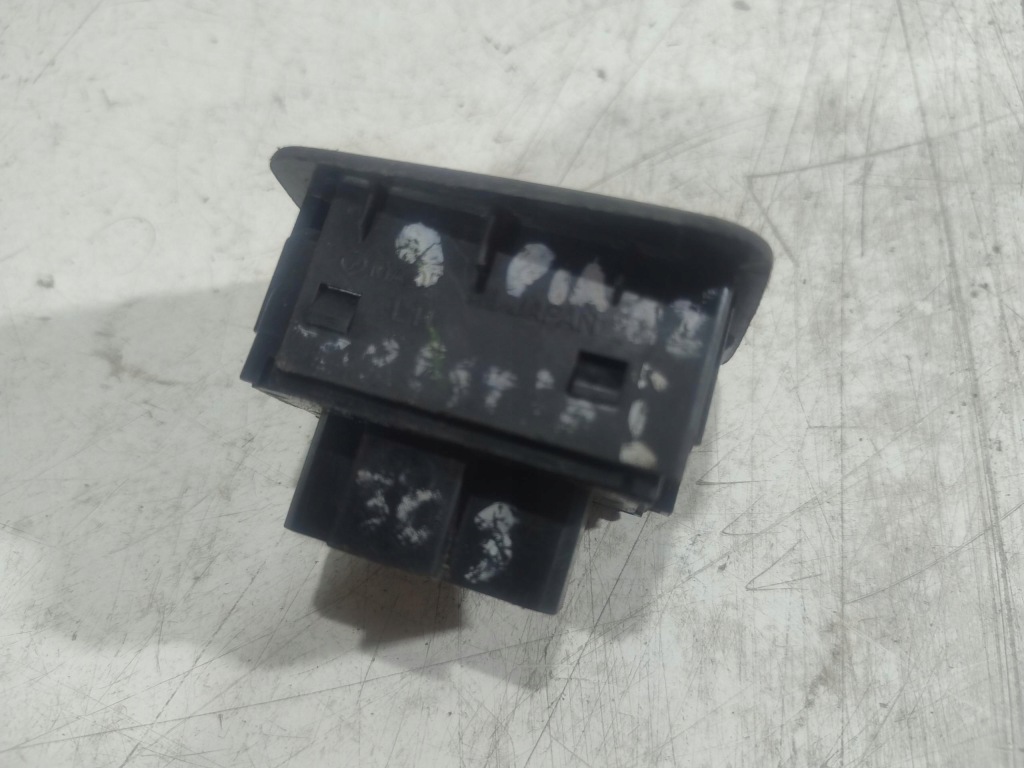 фото №3, Кнопка регулировки зеркал subaru forester